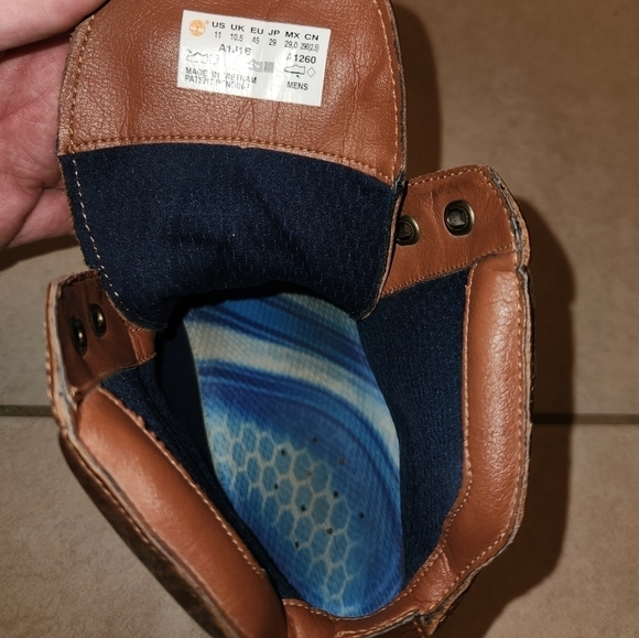 Timberland Hightop Shoes - Picture 7 of 10